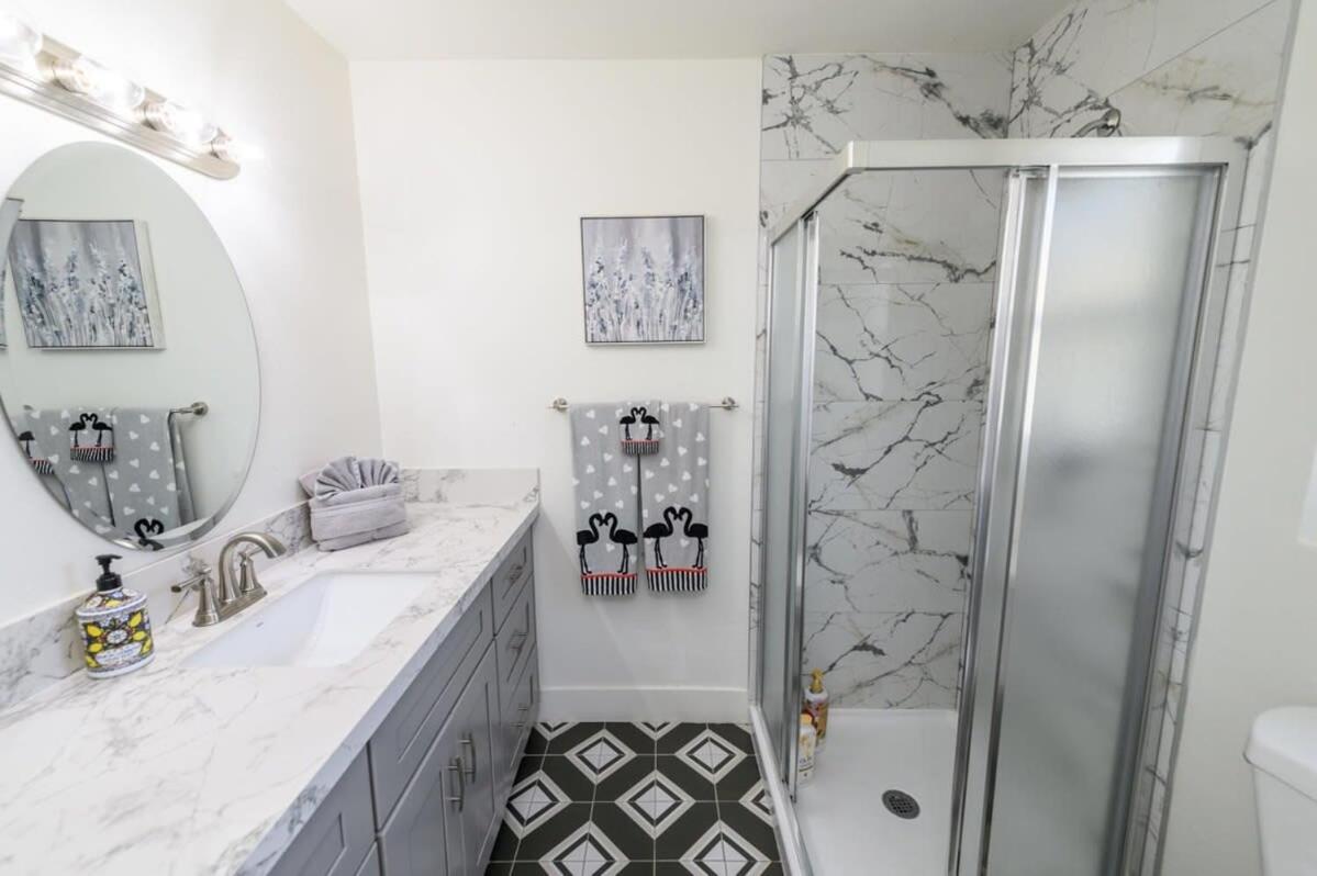 Spacious Disneyland 5 Bedroom 4 Bath House With Game Room Anaheim Extérieur photo