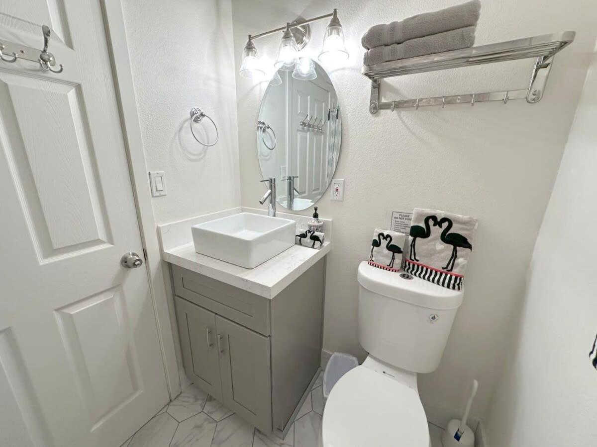 Spacious Disneyland 5 Bedroom 4 Bath House With Game Room Anaheim Extérieur photo